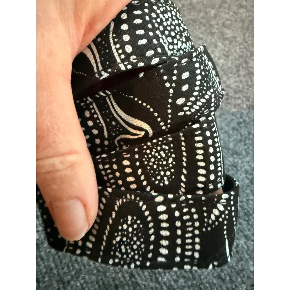 Vera Bradley Wide Lanyard Stellar Paisley Black White Key ID Holder 28181-12209